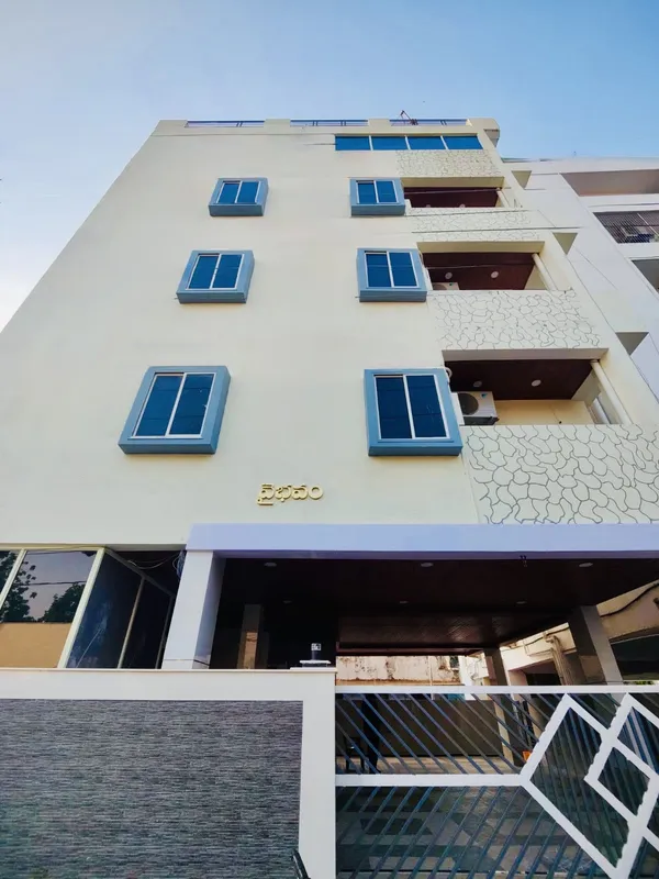 Vaibhavam Vididhillu building front with Telugu name board